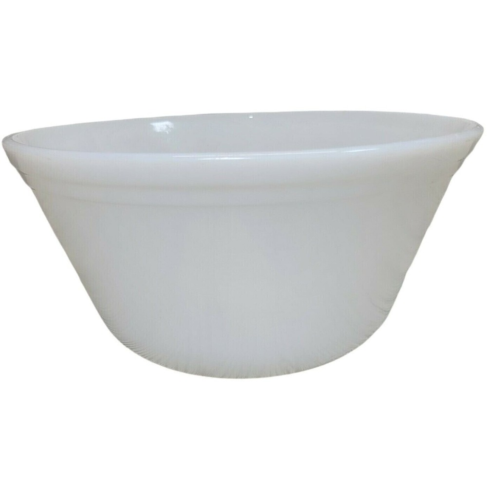 Federal Glass Mixing Bowl 8 Inch White Milk‎ Glass Oven Ware Vintage MCM